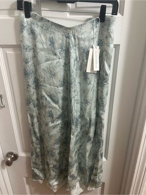 NWT Vince Dahlia printed Light Blue Floral Satin Slip Dress 20w